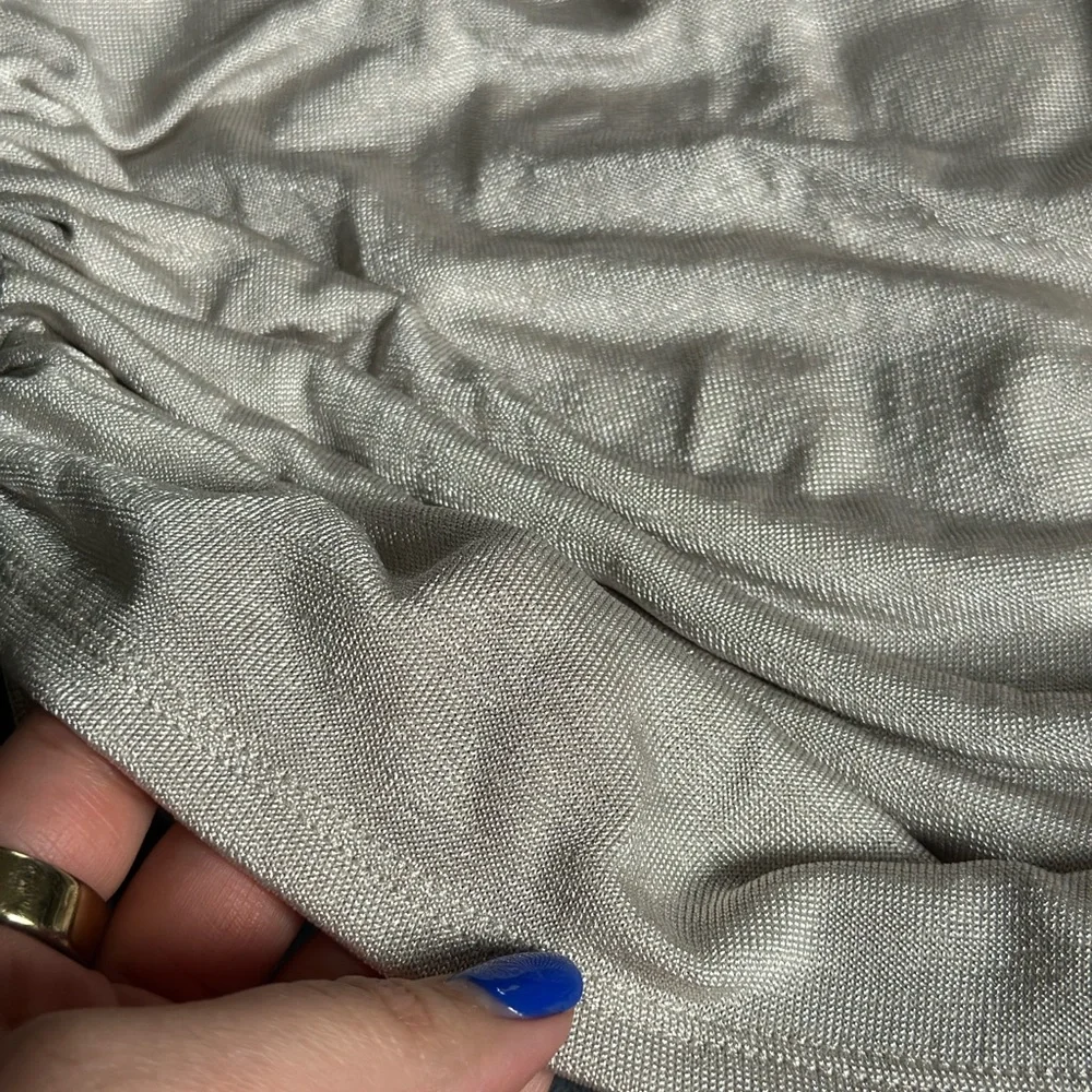 Express Cream Ruched Tank Top - Picture 4 of 4